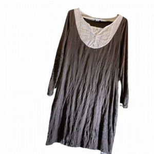 𝅺$5$ add on item- Venus crinkle cotton bib lounge dress. size medium